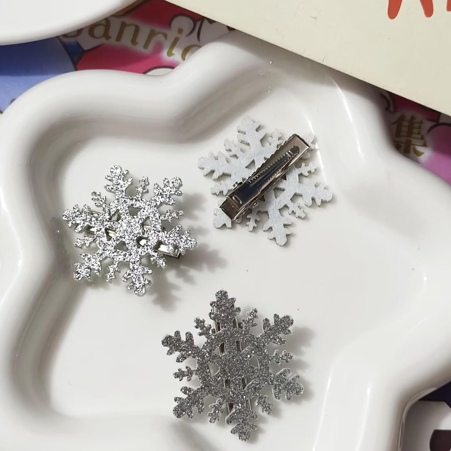 10Pcs Snowflake Hair Clip for Women Girls Cute Hair Pins Nonslip Sparkly Hair Barrette Snap Small Silver Metal Alligator Clips for Long Thick Hair Holiday Wedding Bridal Hair Accessories