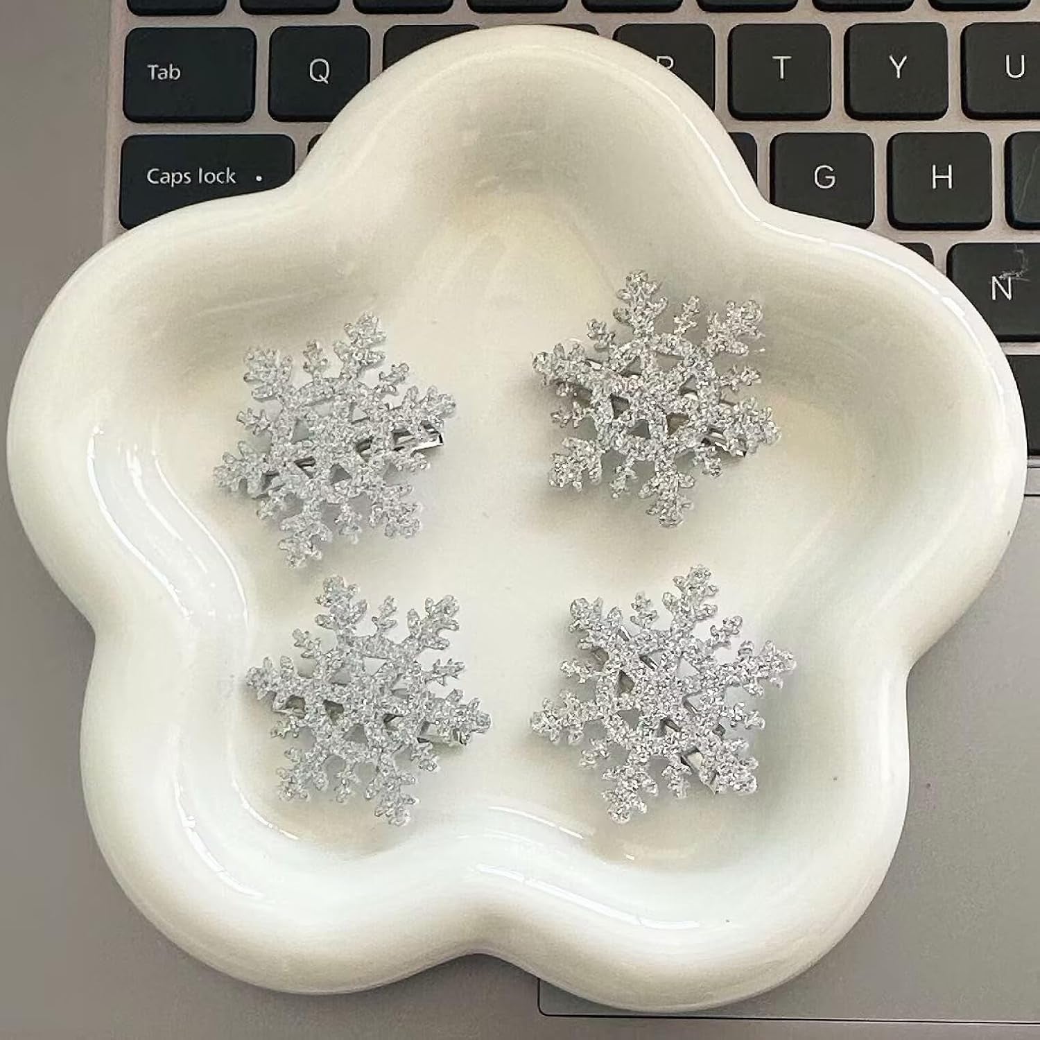 10Pcs Snowflake Hair Clip for Women Girls Cute Hair Pins Nonslip Sparkly Hair Barrette Snap Small Silver Metal Alligator Clips for Long Thick Hair Holiday Wedding Bridal Hair Accessories